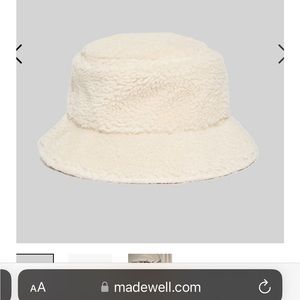 COPY - Madewell Sherpa bucket hat size m/l